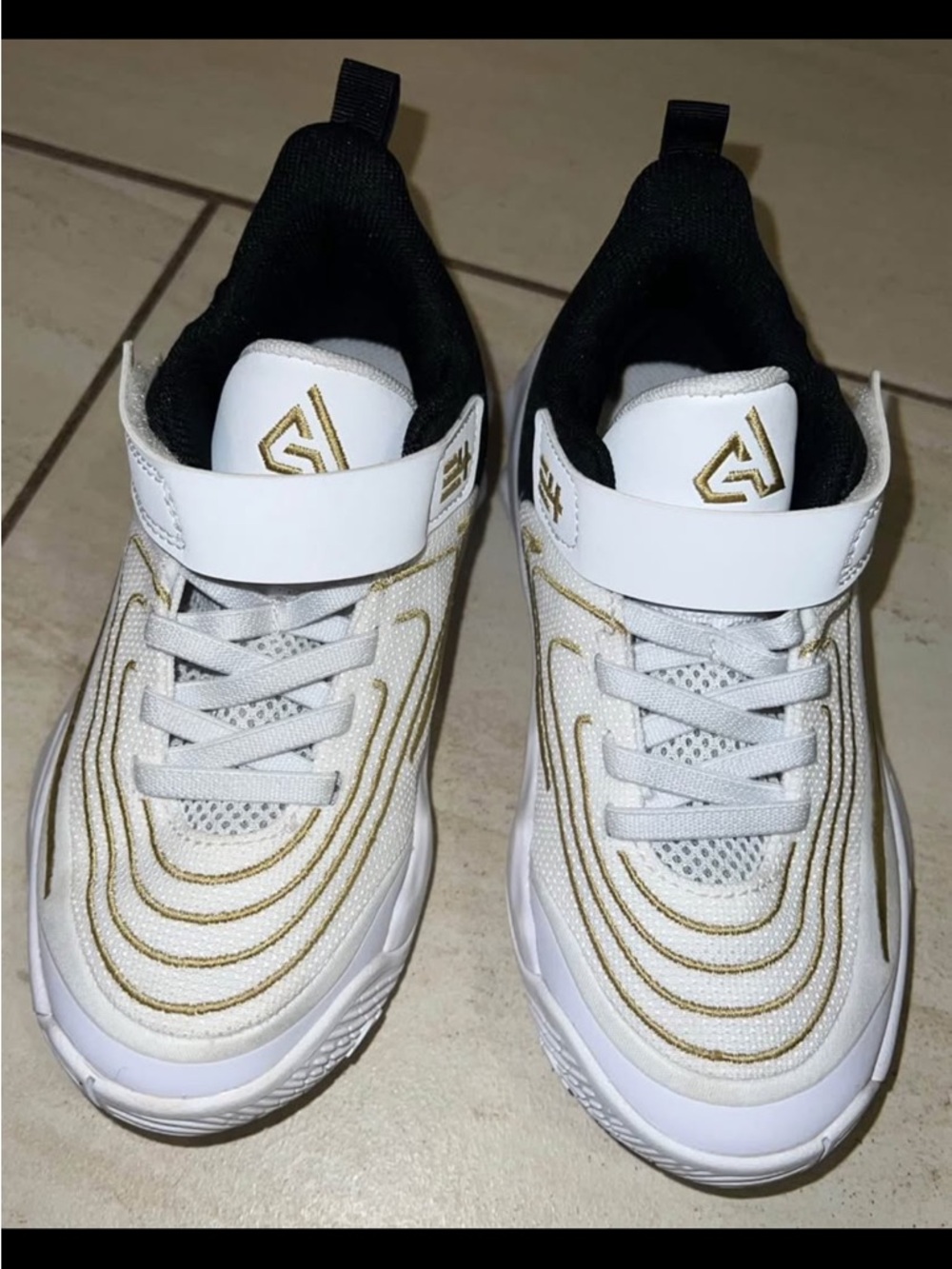 Nike Kids White and Gold Sneakers with Hook-and-Loop Strap